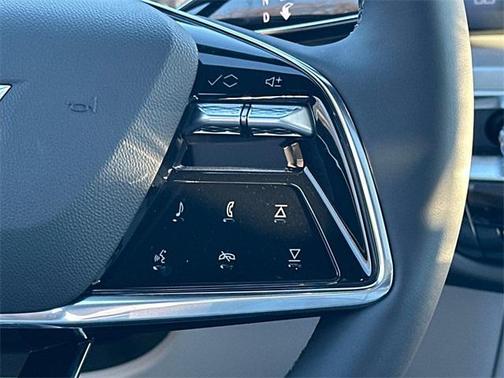 2026 Cadillac LYRIQ Signature Sport