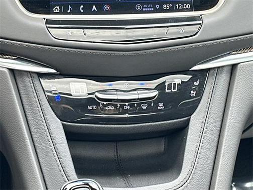 2024 Cadillac XT5 Sport