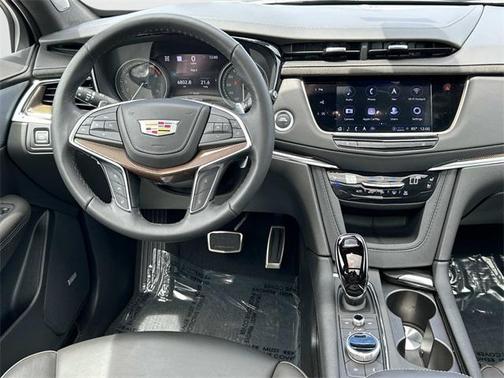2024 Cadillac XT5 Sport