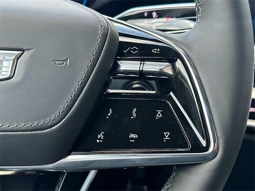2025 Cadillac LYRIQ Sport w/1SK