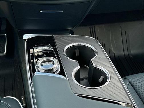 2025 Cadillac LYRIQ Sport w/1SK