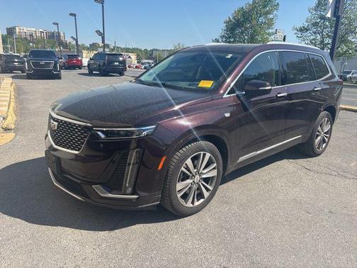 Garnet 2020 Cadillac XT6 Premium Luxury AWD