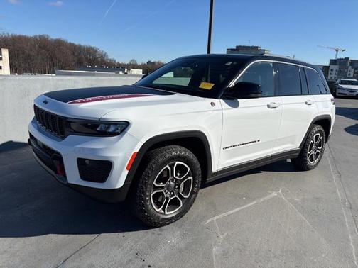 2022 Jeep Grand Cherokee Trailhawk