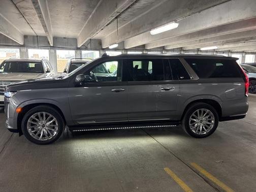 2021 Cadillac Escalade ESV Premium Luxury