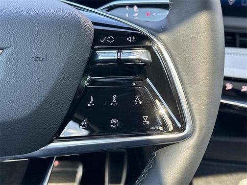 2025 Cadillac OPTIQ Luxury