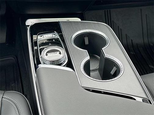 2025 Cadillac LYRIQ Sport w/1SJ