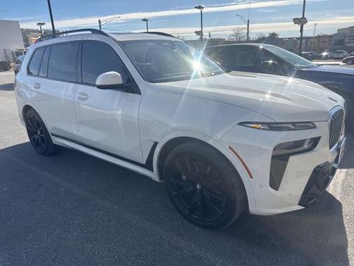 2024 BMW X7 xDrive40i
