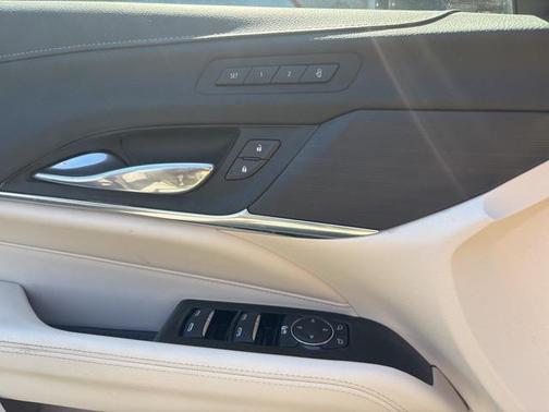 2022 Cadillac CT4 Premium Luxury