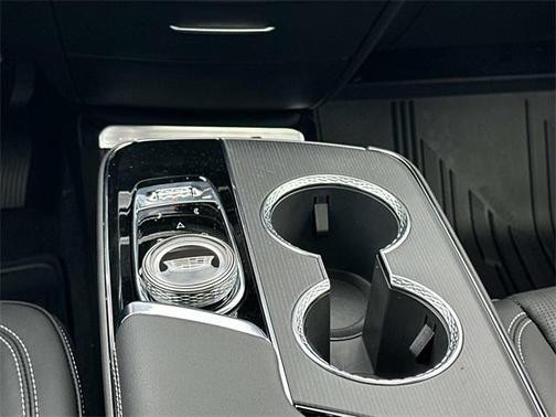 2026 Cadillac LYRIQ Signature Sport