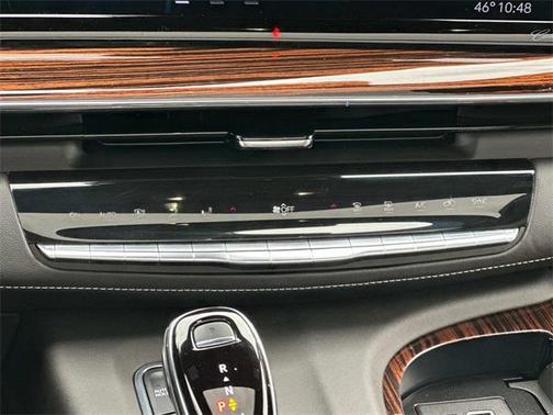 2022 Cadillac Escalade ESV Premium Luxury