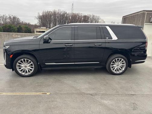 2022 Cadillac Escalade ESV Premium Luxury