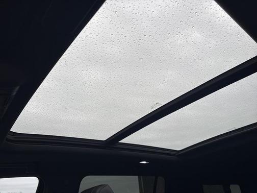 2022 Cadillac Escalade ESV Premium Luxury