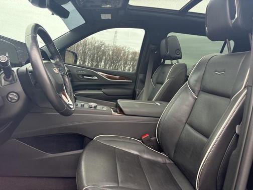 2022 Cadillac Escalade ESV Premium Luxury