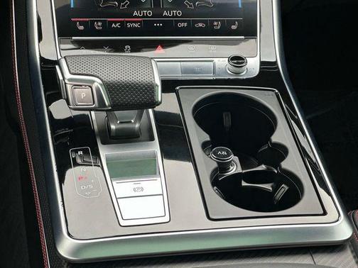 2023 Audi RS Q8 4.0T