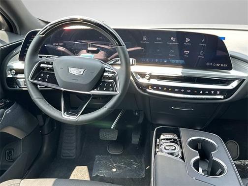 2025 Cadillac LYRIQ Sport w/1SJ