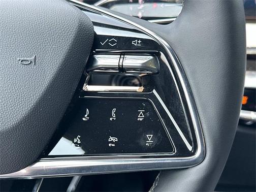 2025 Cadillac LYRIQ Sport w/1SJ