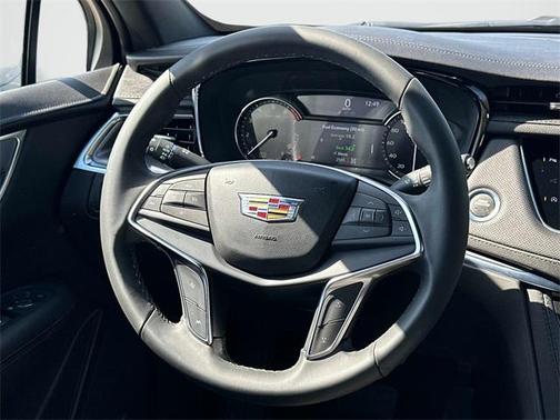 2024 Cadillac XT5 Luxury