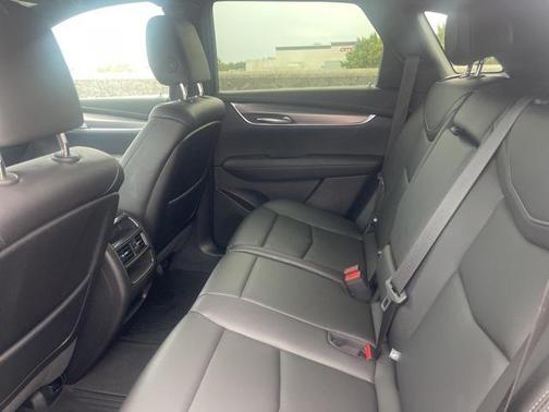 2024 Cadillac XT5 Luxury