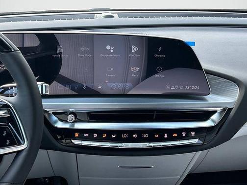 2025 Cadillac LYRIQ Sport