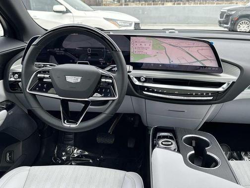 2025 Cadillac LYRIQ Sport