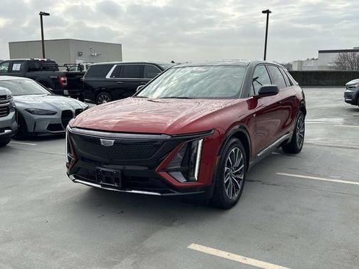 2025 Cadillac LYRIQ Sport