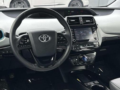2022 Toyota Prius XLE