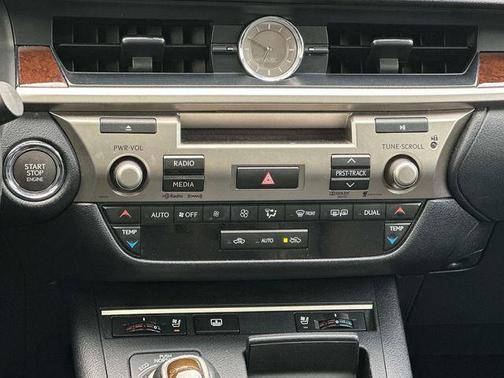 Obsidian 2014 Lexus ES 350 Base