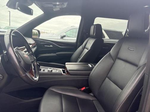 2022 Cadillac Escalade ESV Luxury