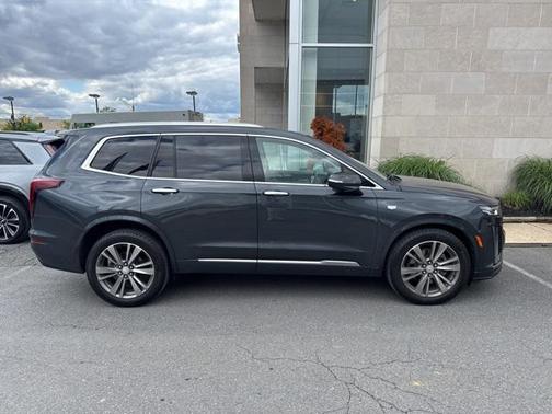 2022 Cadillac XT6 Premium Luxury AWD