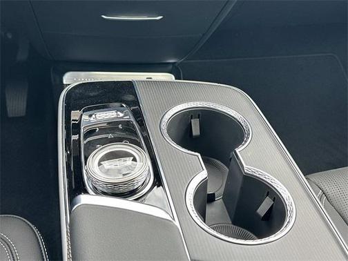 2025 Cadillac LYRIQ Luxury w/1SC