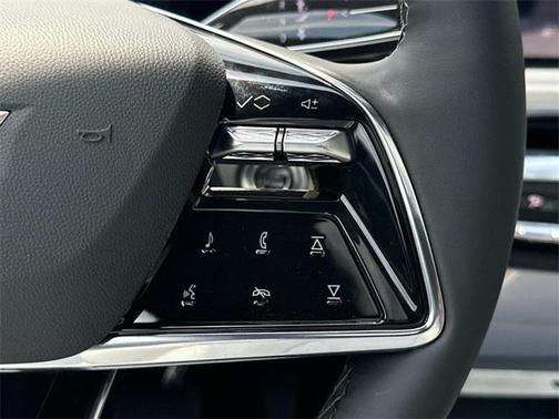 2025 Cadillac LYRIQ Sport w/1SJ