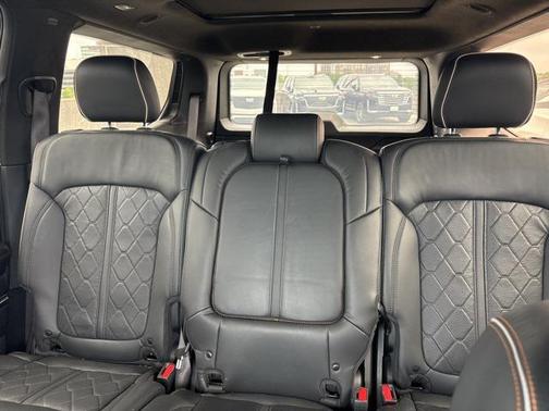2022 Jeep Grand Wagoneer Series III 4x4
