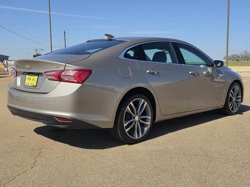 Mineral Gray Metallic 2024 Chevrolet Malibu 2LT