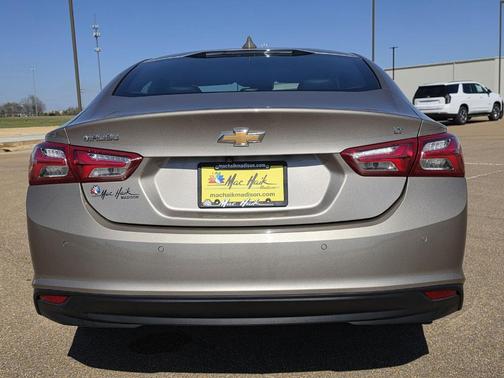 Mineral Gray Metallic 2024 Chevrolet Malibu 2LT