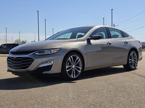 Mineral Gray Metallic 2024 Chevrolet Malibu 2LT
