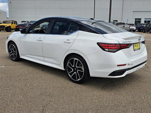 2024 Nissan Sentra SR