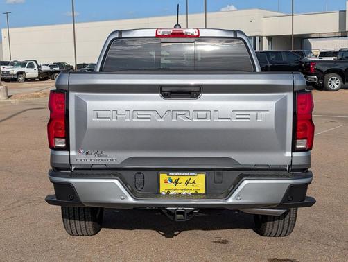 Sterling Gray Metallic 2026 Chevrolet Colorado LT