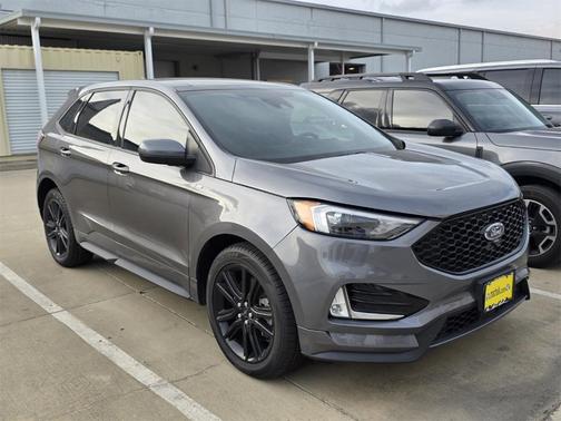 2022 Ford Edge ST Line