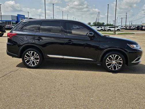2018 Mitsubishi Outlander SE