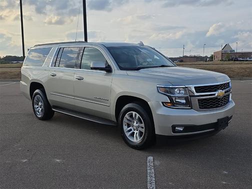 2016 Chevrolet Suburban LT