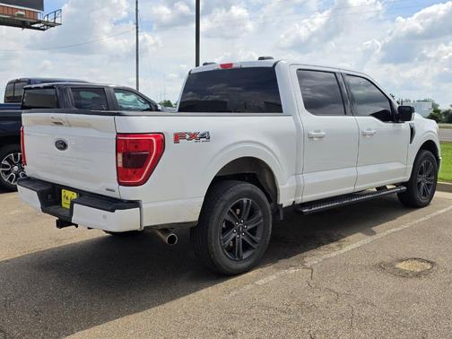 Oxford White 2023 Ford F-150 XLT