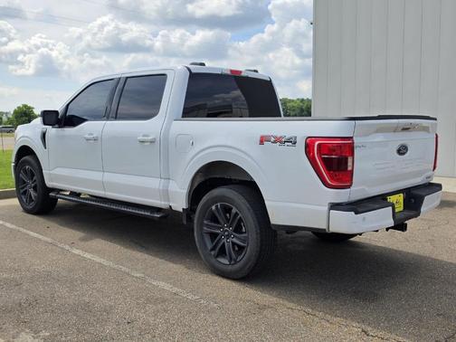 Oxford White 2023 Ford F-150 XLT