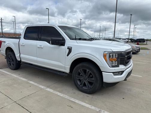 Oxford White 2023 Ford F-150 XLT