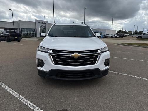 2022 Chevrolet Traverse LT Leather