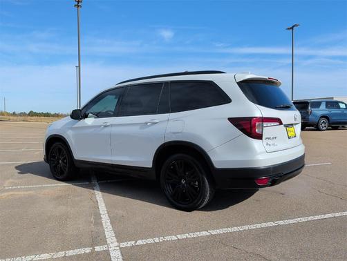 2021 Honda Pilot Black Edition