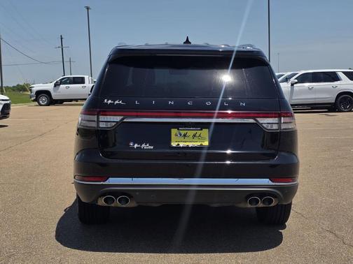 Black Metallic 2022 Lincoln Aviator Reserve RWD