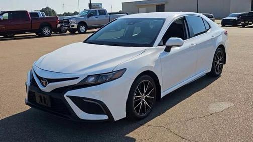 2024 Toyota Camry SE Nightshade