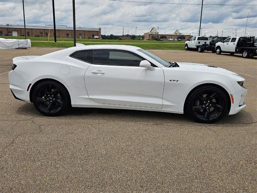 2022 Chevrolet Camaro LT1