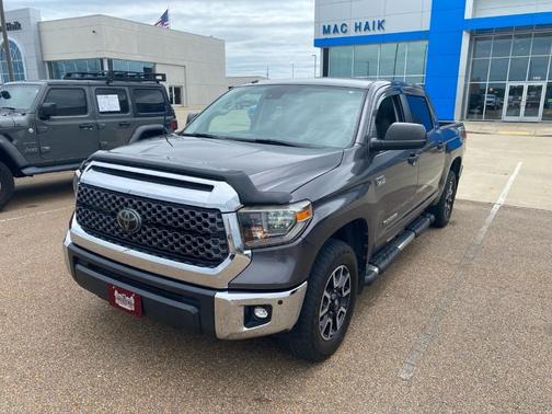 Magnetic Gray Metallic 2018 Toyota Tundra SR5