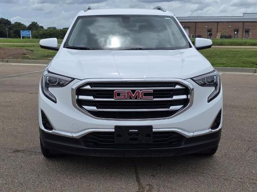 Summit White 2018 GMC Terrain SLT